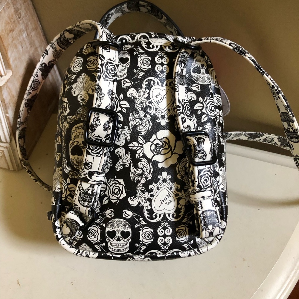 NWT Betsey Johnson XOBaybee Backpack Skull Goth Dog Convertible Backpack Mini - Picture 5 of 7